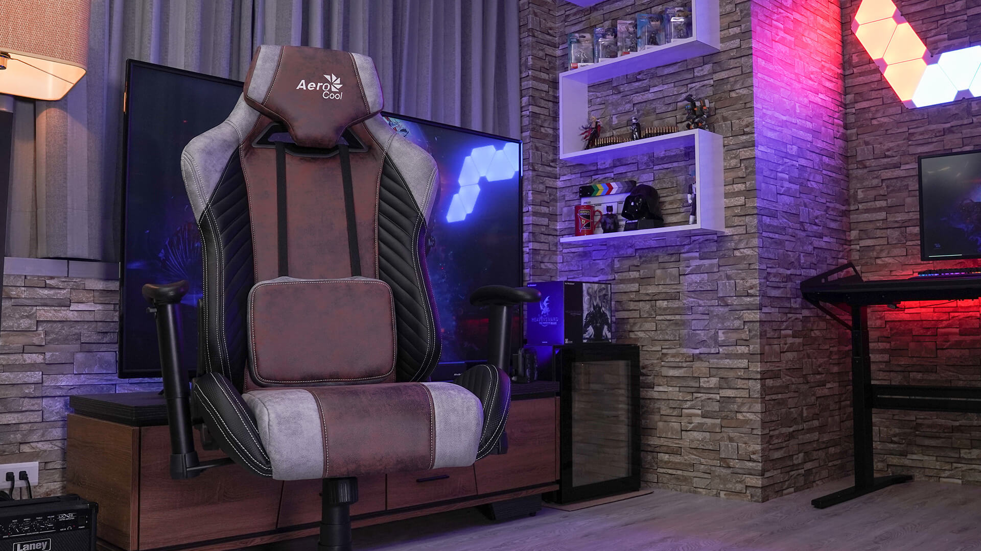 AeroCool BARON gaming chair red face global